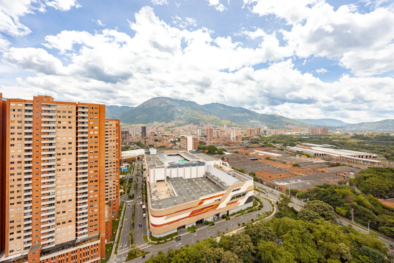 Casa Alta, Bello, Medellín (view 4)