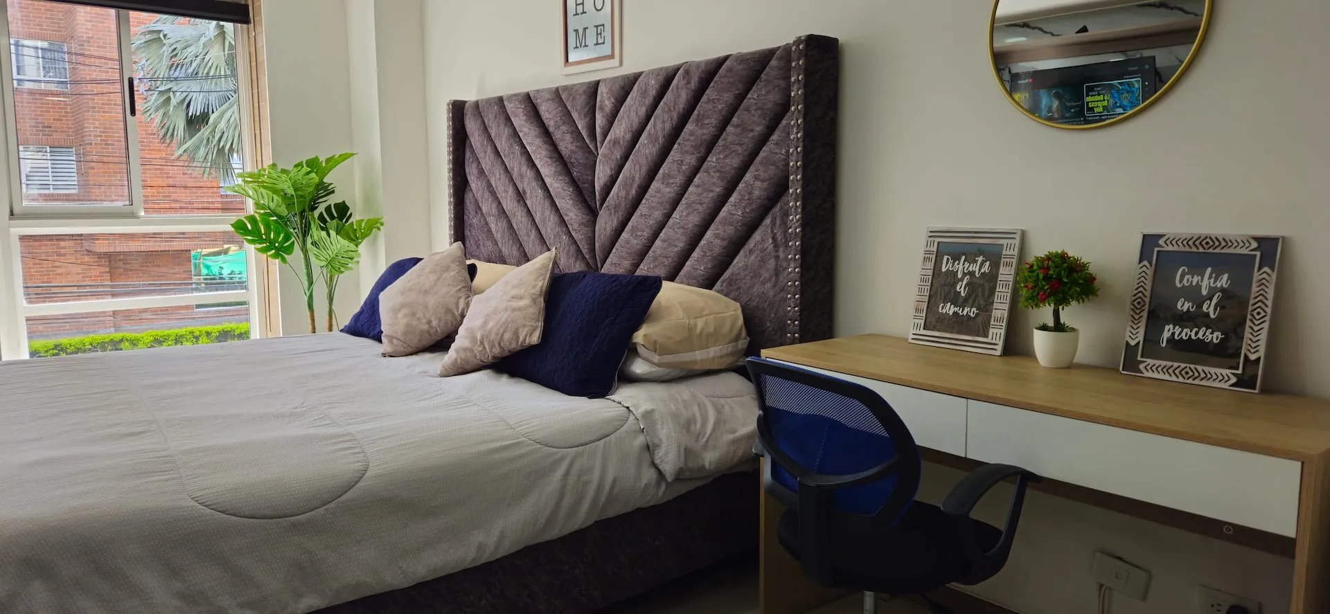 The Laureles Studio — King Bed & Central in Laureles, Medellín