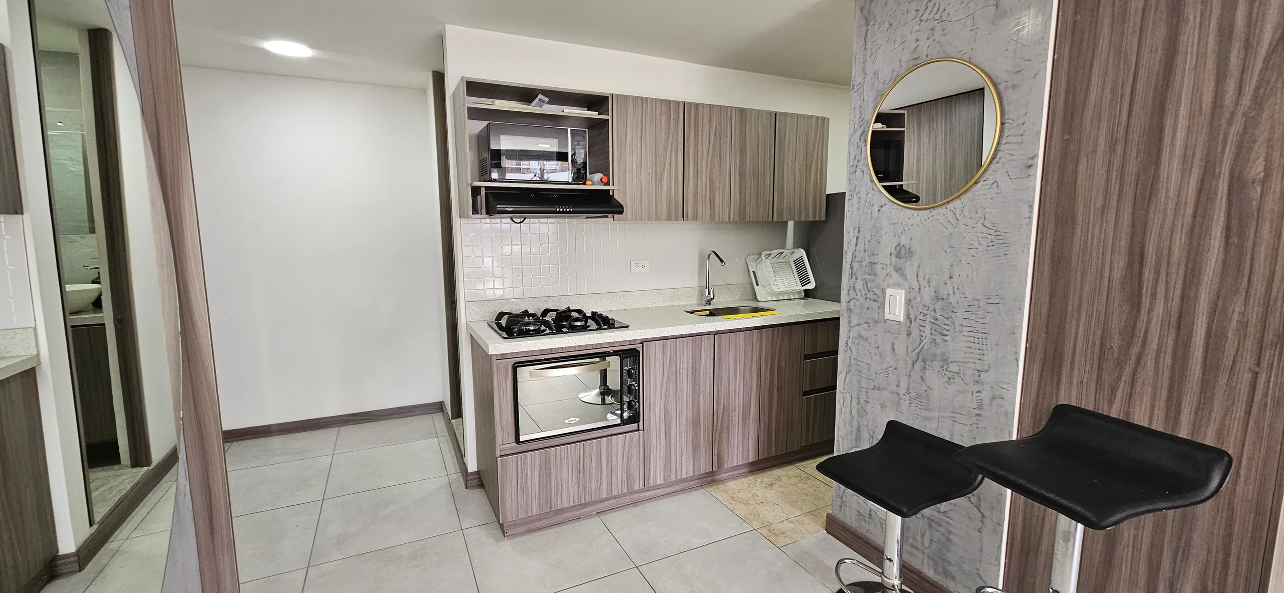 Laureles Studio, Laureles, Medellín (view 10)